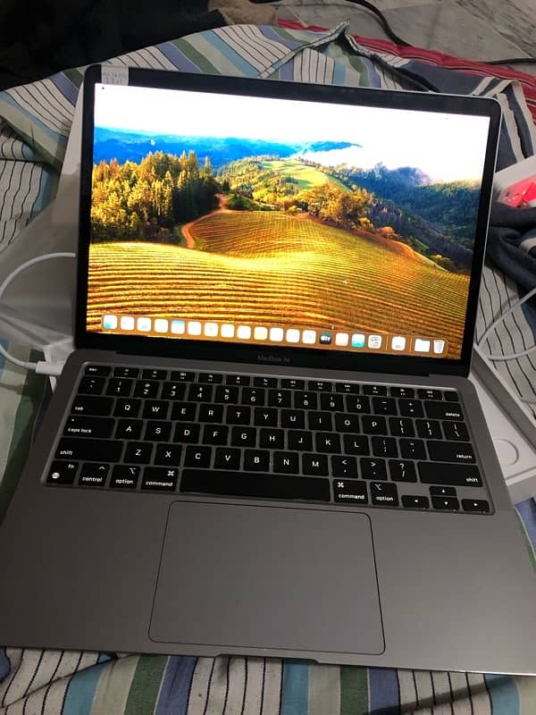 MacBook Air M1 (2020) - 16GB/512GB, Excellent Condition 2