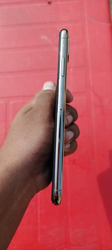 i phone XS Max 256 GB Factory unlock 03271998599 4