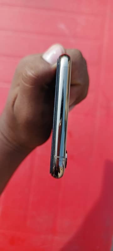 i phone XS Max 256 GB Factory unlock 03271998599 5