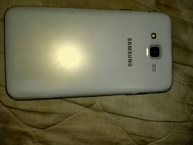 Samsung Galaxy J7 0