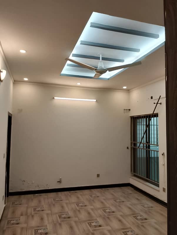 14 Marlas Ground Floor All Facilities Separate Near Kashmir Highway G-13/4 6