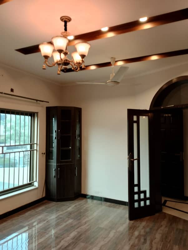 14 Marlas Ground Floor All Facilities Separate Near Kashmir Highway G-13/4 9