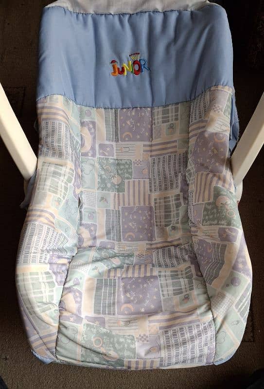 Baby Carry Cot 4