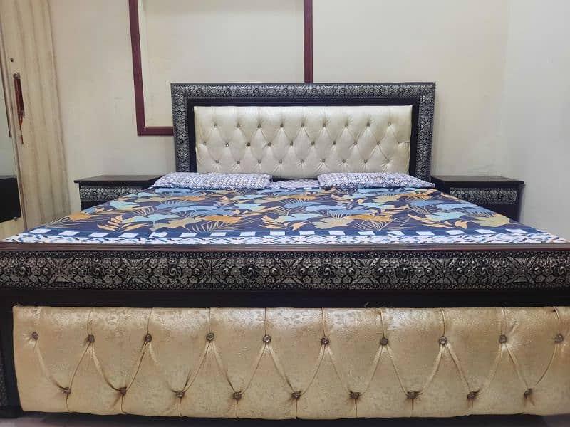 Solid Wooden Bed for Sale 0