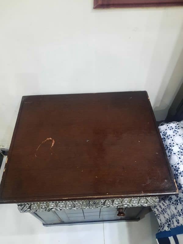 Solid Wooden Bed for Sale 3