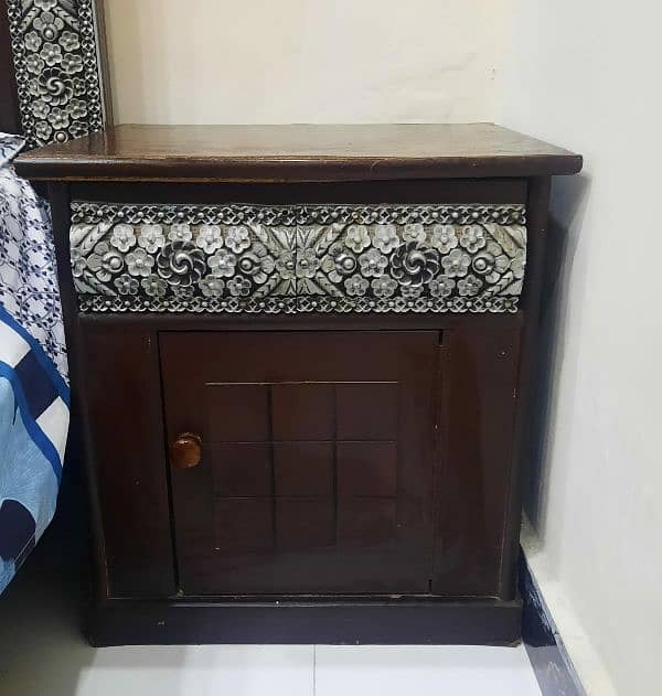 Solid Wooden Bed for Sale 4