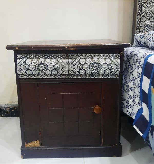 Solid Wooden Bed for Sale 6