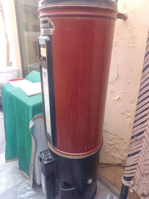 Diamond gas geyser 35 Gallon 2