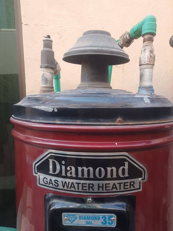 Diamond gas geyser 35 Gallon 3