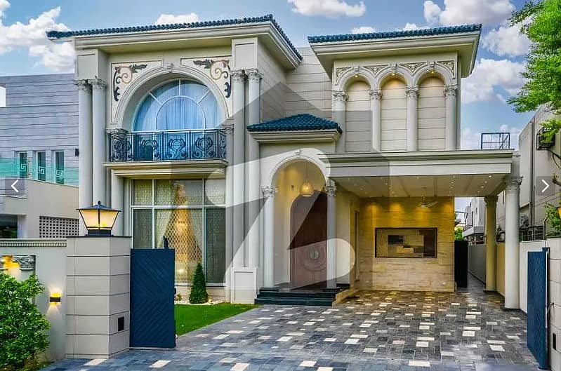 1 KANAL ROYAL DESIGN LUXURY VILLA FOR SALE NEAR TO PARK 1