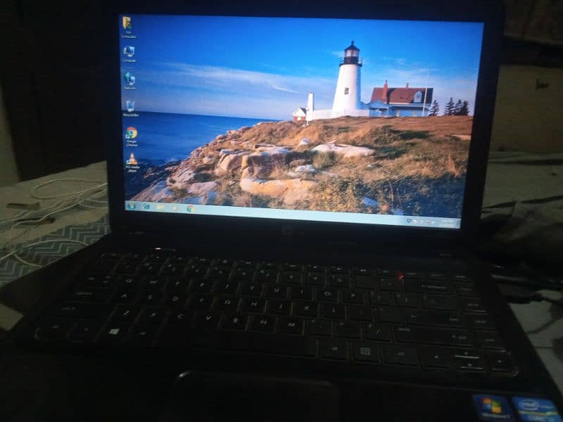 HP 1000 Laptop with 6gb/500gb 0