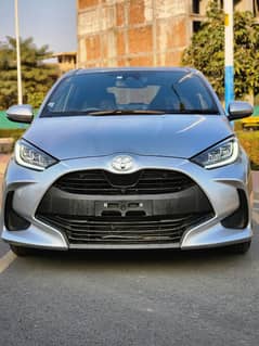 Toyota Yaris g led 2022