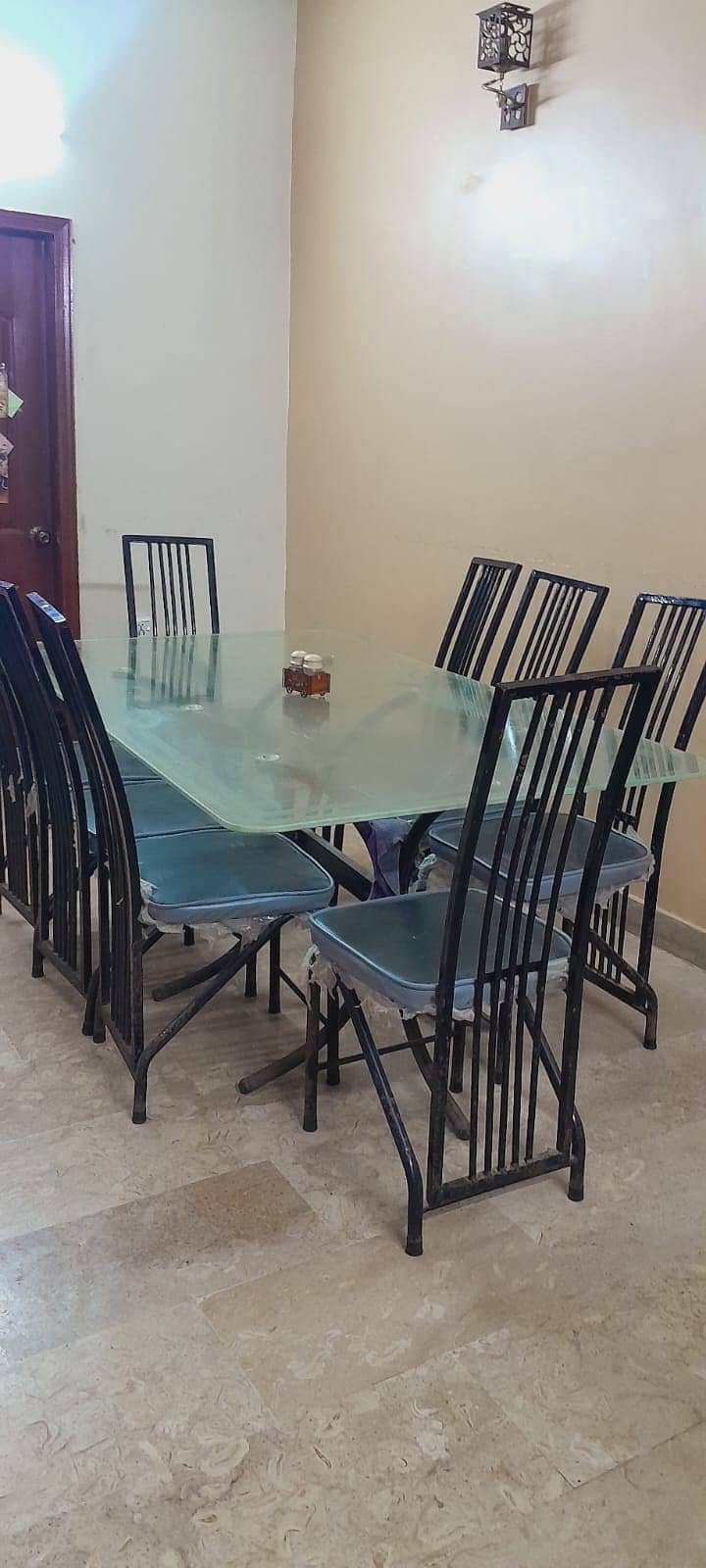 Elegant Dining Table Set for Sale! 0