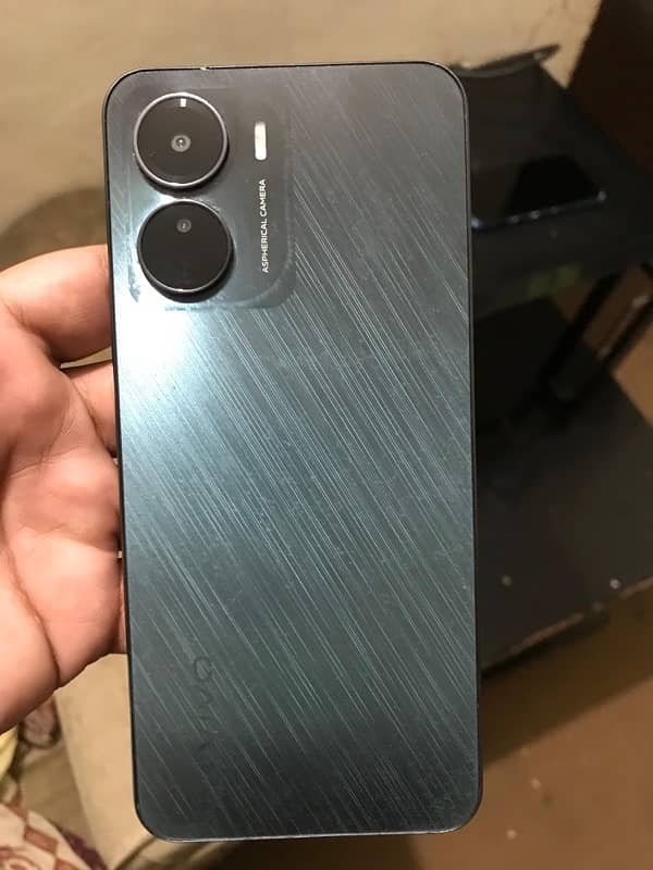 vivo y16 3