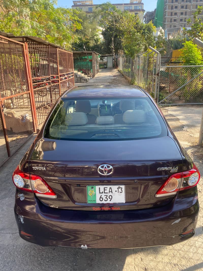 Toyota Corolla GLI 2013 9