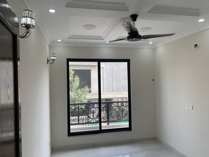 5 MARLA CORNER BEAUTIFUL SPANISH DESIGN MODERN HOUSE IS AVAILABLE FOR SALE IN DHA PHASE 11 RAHBAR SECTOR 2 19