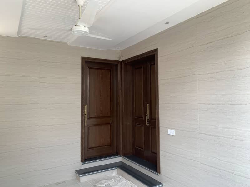 5 MARLA CORNER BEAUTIFUL SPANISH DESIGN MODERN HOUSE IS AVAILABLE FOR SALE IN DHA PHASE 11 RAHBAR SECTOR 2 37