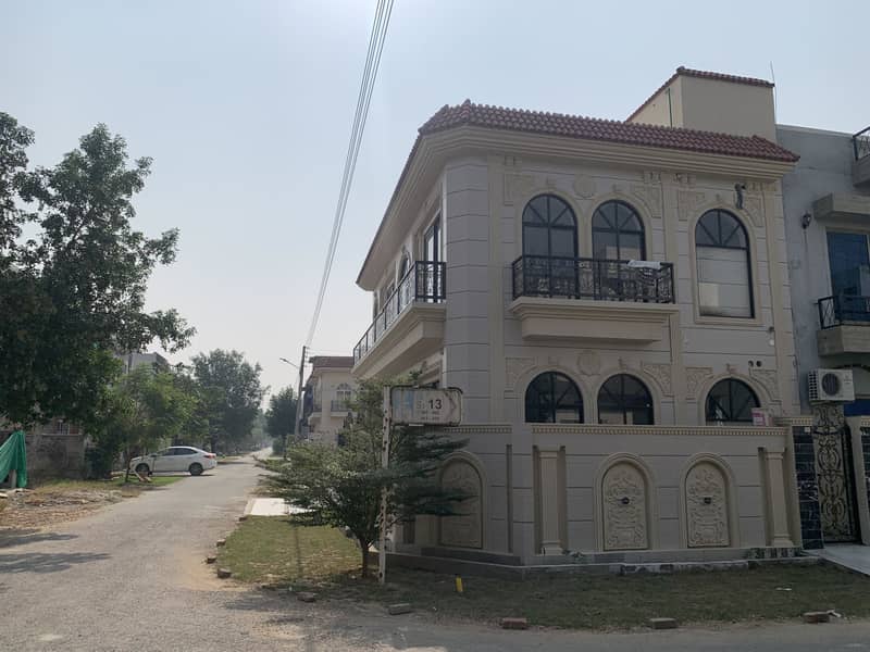 5 MARLA CORNER BEAUTIFUL SPANISH DESIGN MODERN HOUSE IS AVAILABLE FOR SALE IN DHA PHASE 11 RAHBAR SECTOR 2 39