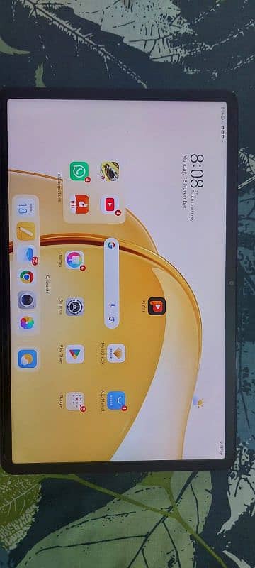 honor pad x9 new condition with new box and chager 5