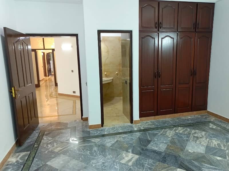 14 Marla Double Unit Full House For Rent In DHA Phase 2,Block Q, Lahore. 10