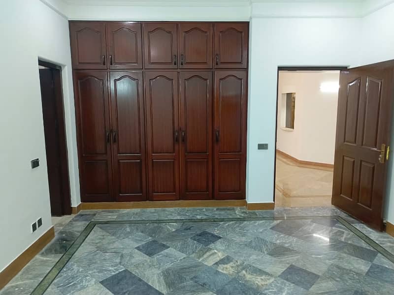 14 Marla Double Unit Full House For Rent In DHA Phase 2,Block Q, Lahore. 11