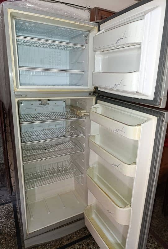 Dawlance Refrigerator Used For Sale Urgient 0