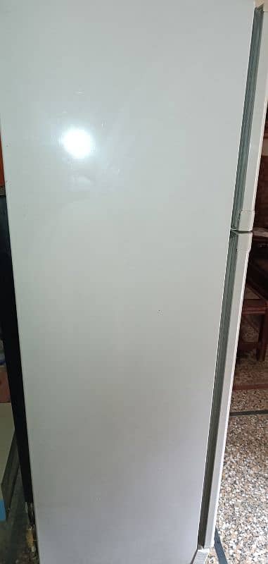 Dawlance Refrigerator Used For Sale Urgient 1