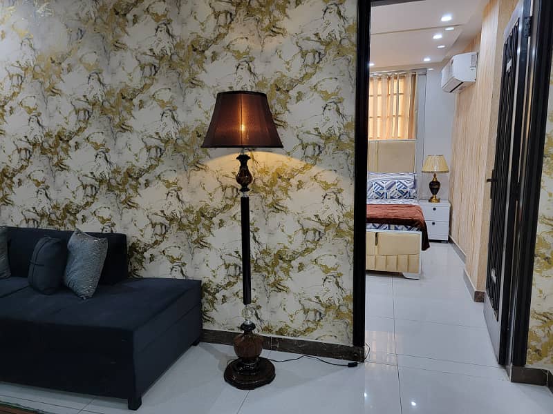 Luxury Studio/1 BHK/2 BHK available on daily basis 5