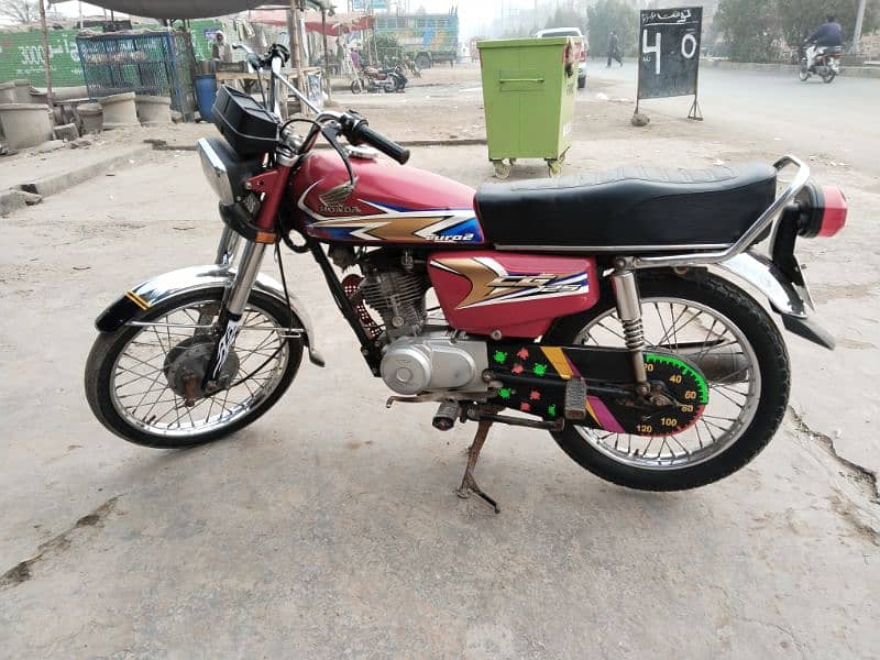 Honda 20model /03059828439/urgent sell original bike biometric ha 3