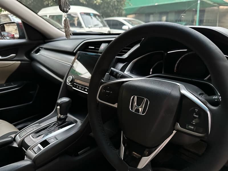 Honda Civic VTi Oriel Prosmatec 2019 10