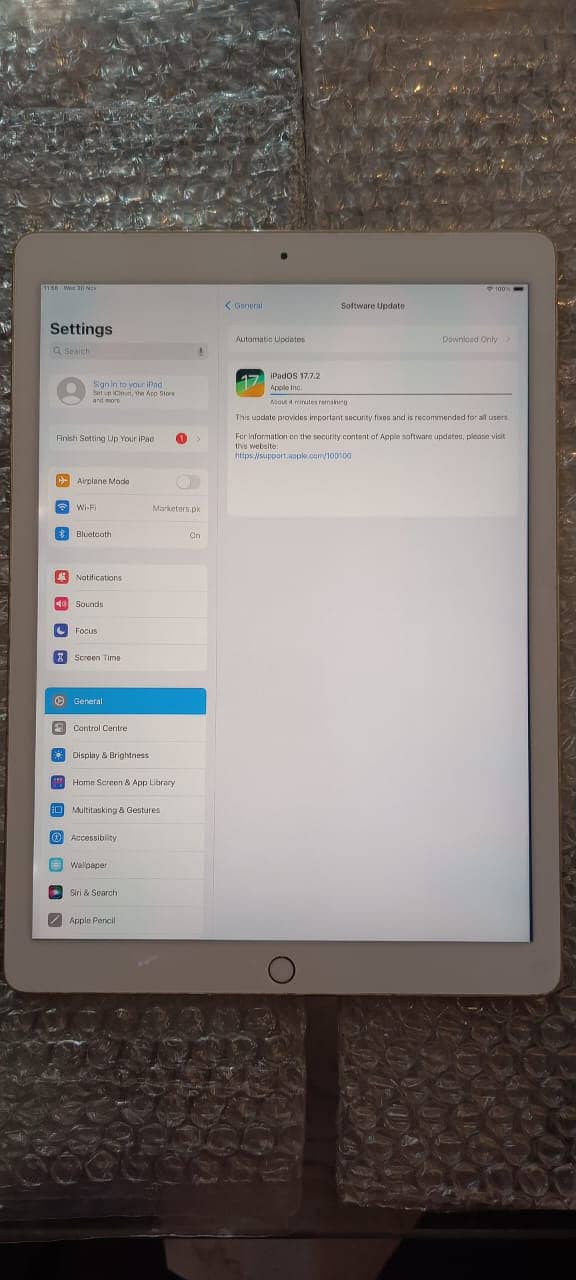 iPad Pro 12.9" 2nd Gen 2017 64GB 1