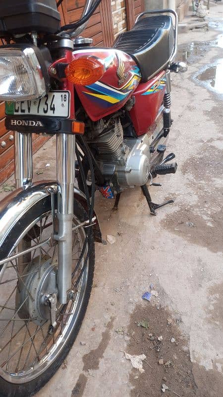 Honda 125 lahor nambar 18 model 3