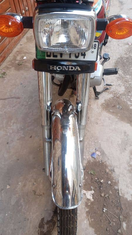 Honda 125 lahor nambar 18 model 15