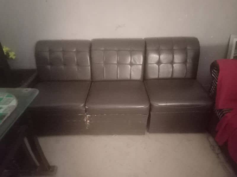 1 seater 3 chair sofa 0