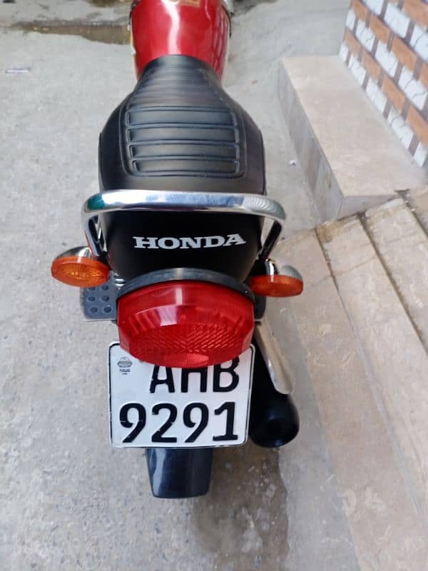 Honda 125 2021 8