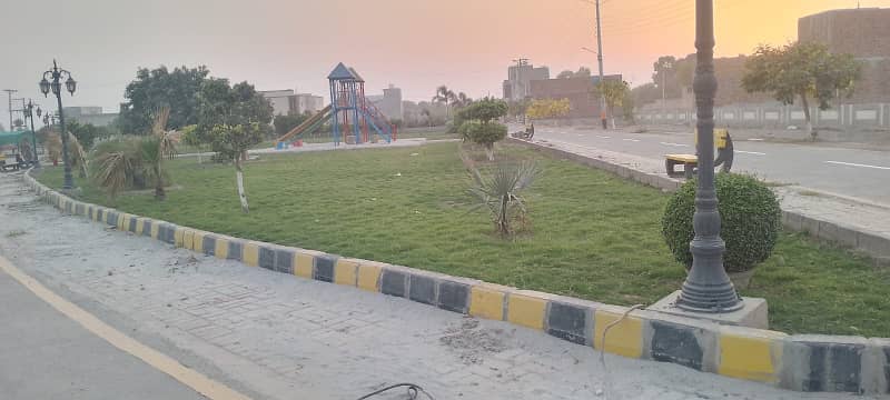 Al Karim Town Muhammad Pur road swl 5 Marla Plots are available on 54 months Installments plan. 3