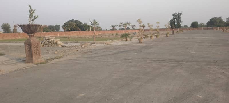 Al Karim Town Muhammad Pur road swl 5 Marla Plots are available on 54 months Installments plan. 12