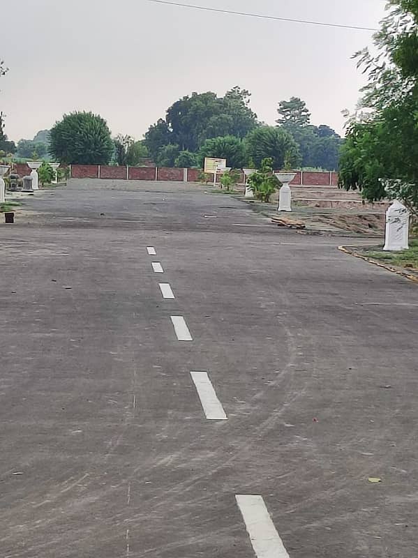 Al Karim Town Muhammad Pur road swl 5 Marla Plots are available on 54 months Installments plan. 13