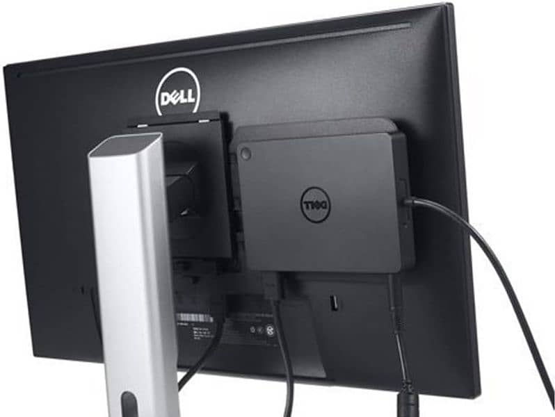 Dell WD15 Monitor Dock 4K is a high-performance docking station 3