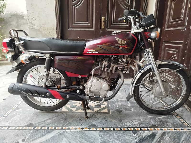 Honda CG 125 2021 September, One Hand Use 2