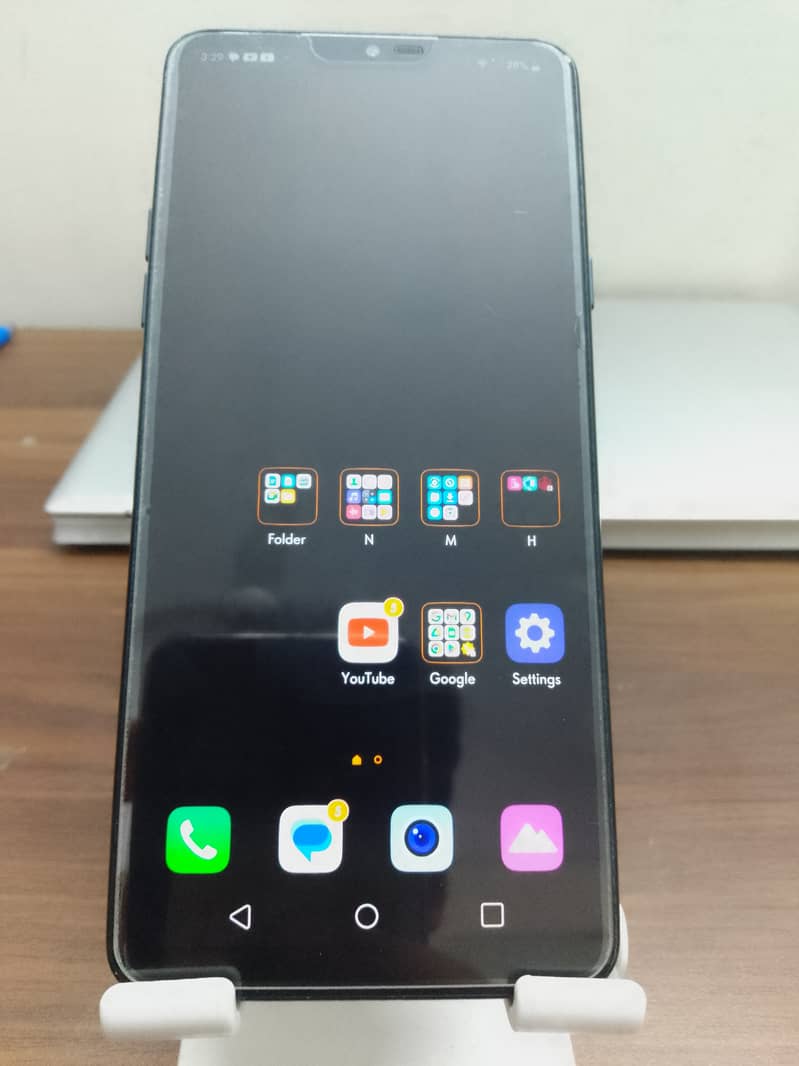 LG G7 Fit 2