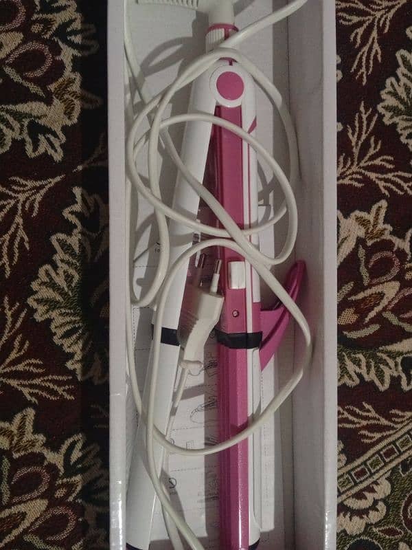 kemei hair straightener 1