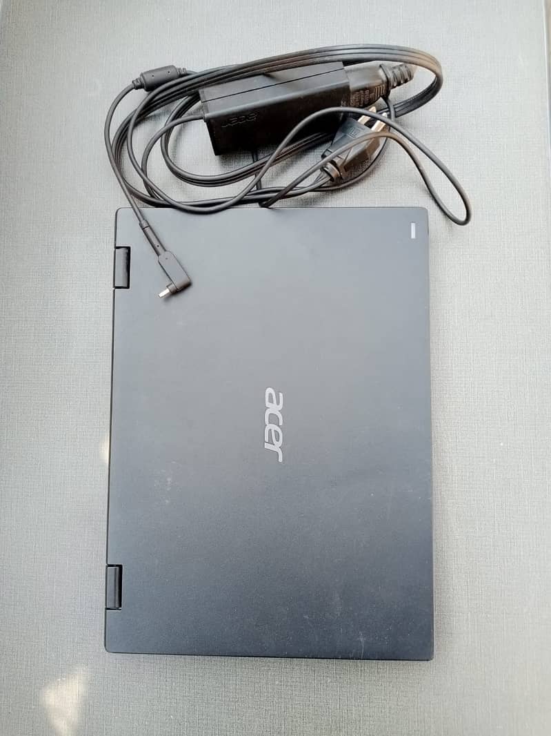 Acer Mini laptop with touch secreen 4/64 5