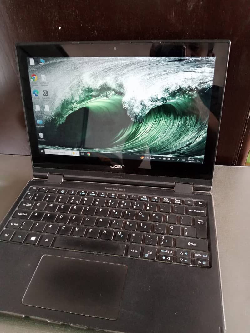 Acer Mini laptop with touch secreen 4/64 6