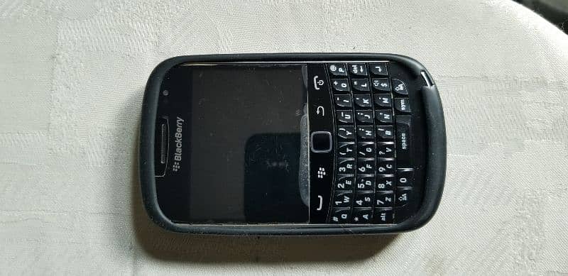 Blackberry 9900 1