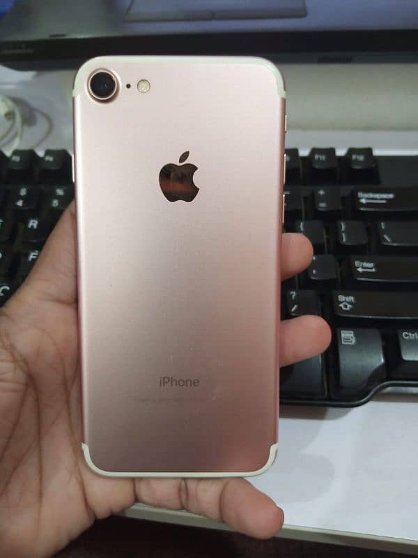 I Phone 7 128GB 1