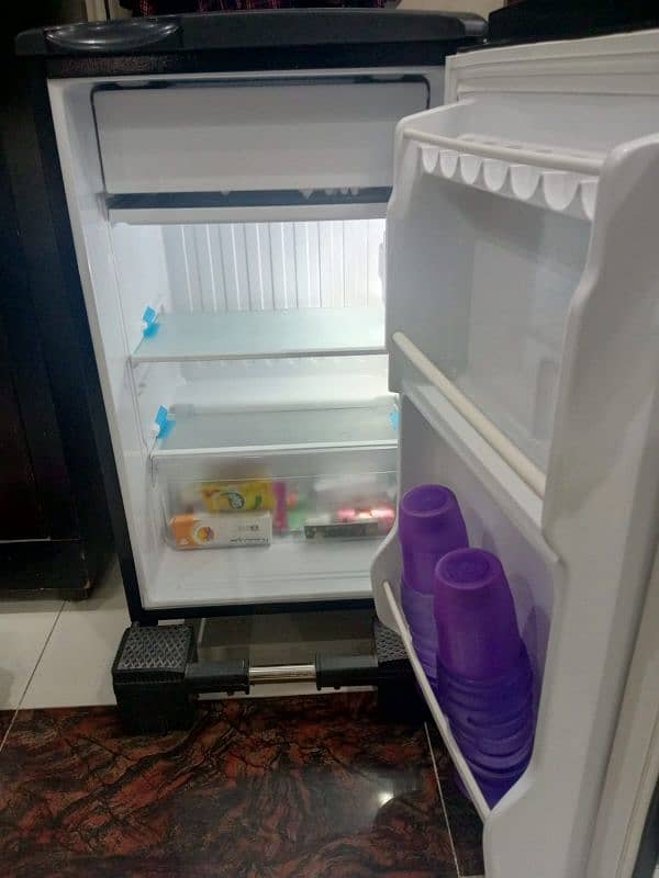 original Haier imported fridge black colour excellent condition small 5