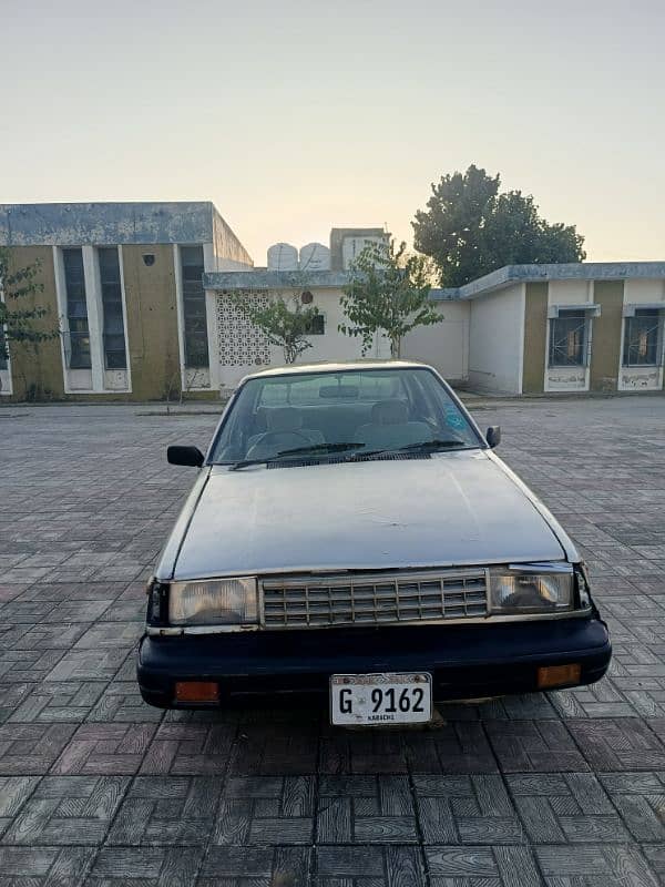 Nissan Sunny 1985 5