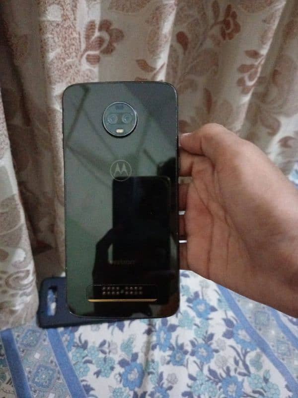 moto z3 force with cover gaming 1