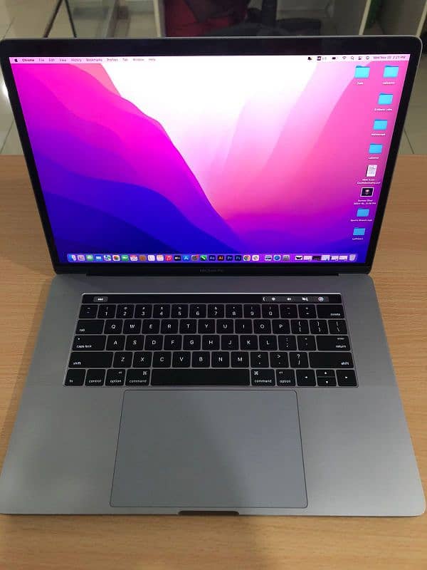 macbook pro 2017 8